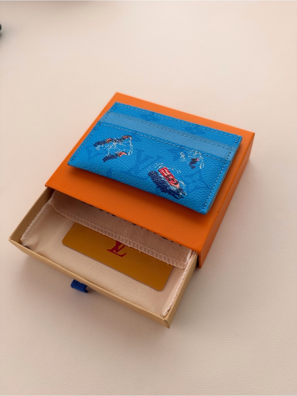 Blue Textured Leather Card & Key Holder with Printed Motif